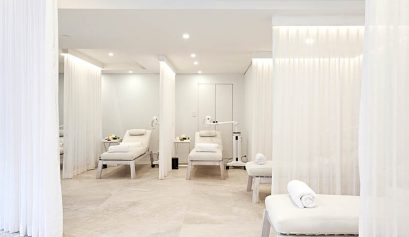 New clinic in Waverley opens to brighten locals smile