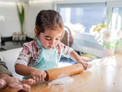 Playdough Pasta-making Workshop (school years K-2)